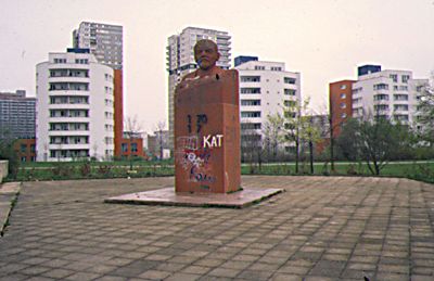 Skulptur im öffentlichen Raum in Halle-Neustadt